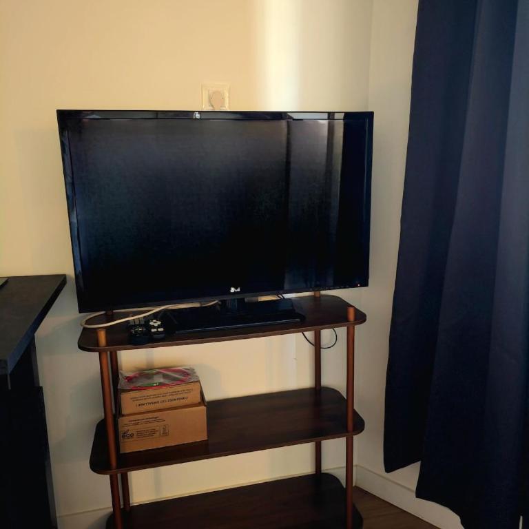 Bachelor Duplex - hypercentre - metro - wifi - Appartamento con 1 Camera da Letto - 8