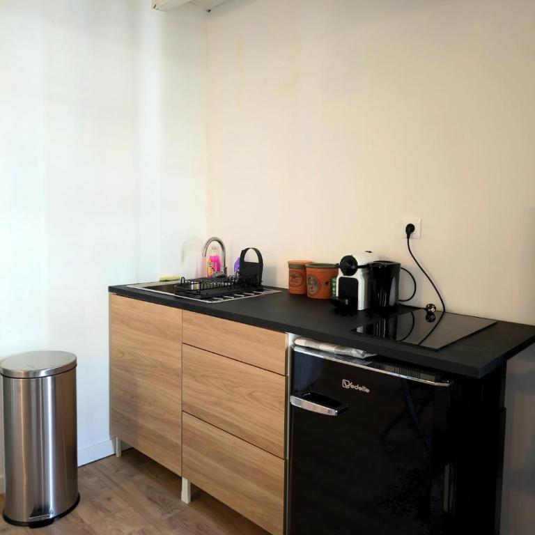Bachelor Duplex - hypercentre - metro - wifi - Appartamento con 1 Camera da Letto - 4