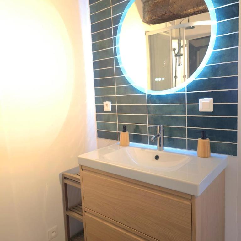 Bachelor Duplex - hypercentre - metro - wifi - Appartamento con 1 Camera da Letto - 11