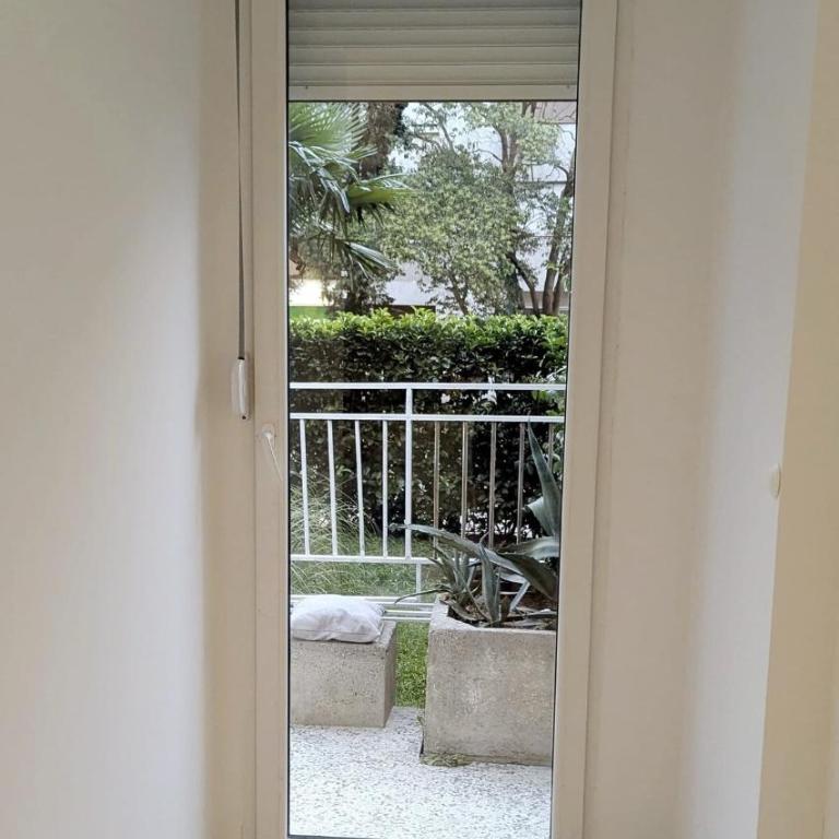 Cozy apartment in Podgorica - Apartman sa 1 Spavaćom Sobom - 10