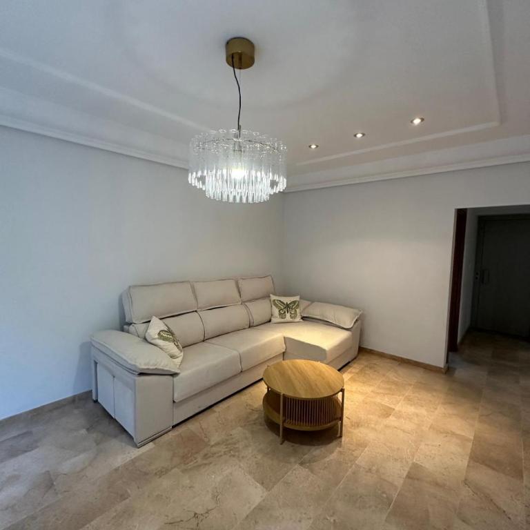 First Floor Casa Privee - Two bed Beach Terrace & Balconies - Apartamento de 2 dormitorios - 3