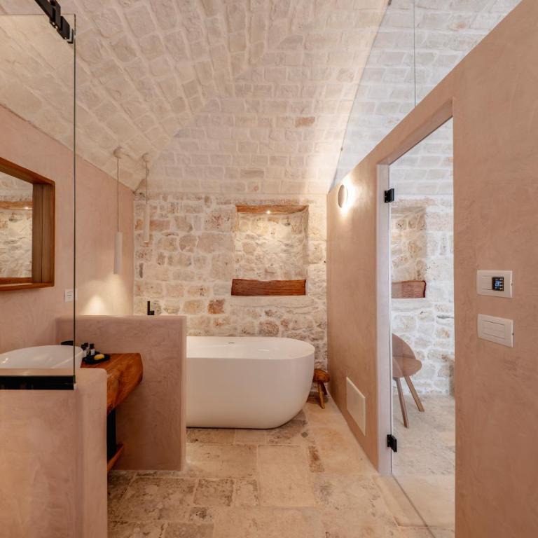 Masseria La Contessina - Apuliaria Stays - 5BR Masseria in Puglia - Heated Pool & Wellness Area - Five-Bedroom House - 47