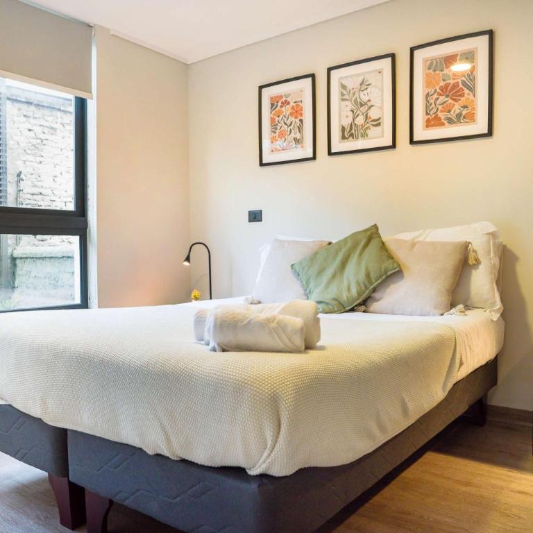 Romantic Retreat Centro Apt w Terrace - Apartamento - 2