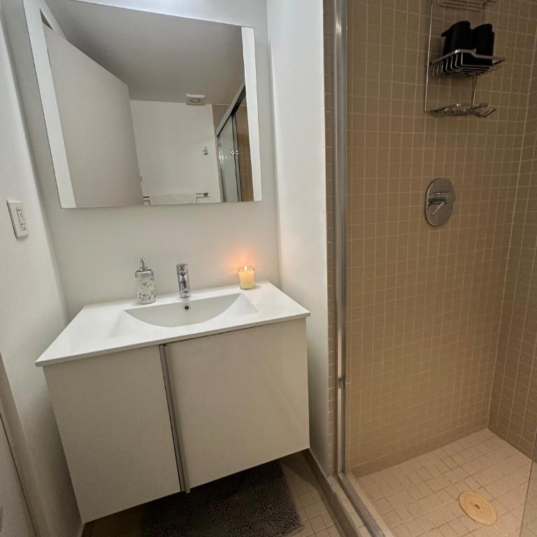 Modern and the best location - Two-Bedroom Apartment - 31