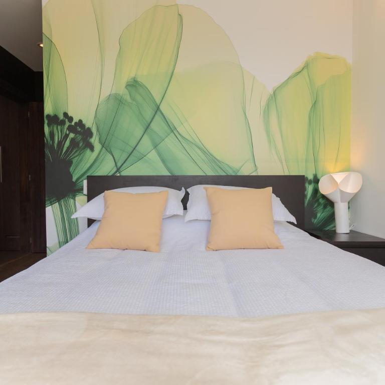 Warmflower Rooftop - Two-Bedroom Apartment - 44