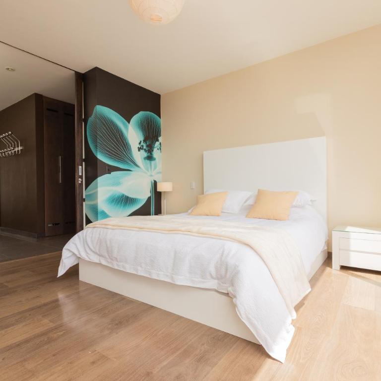 Warmflower Rooftop - Two-Bedroom Apartment - 4