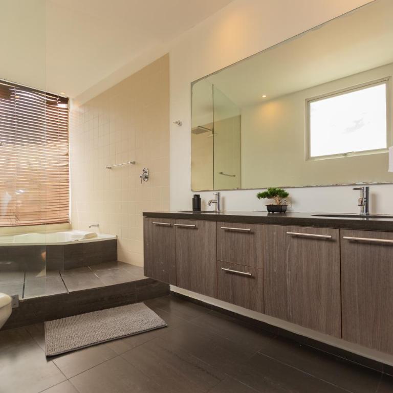 Warmflower Rooftop - Two-Bedroom Apartment - 45