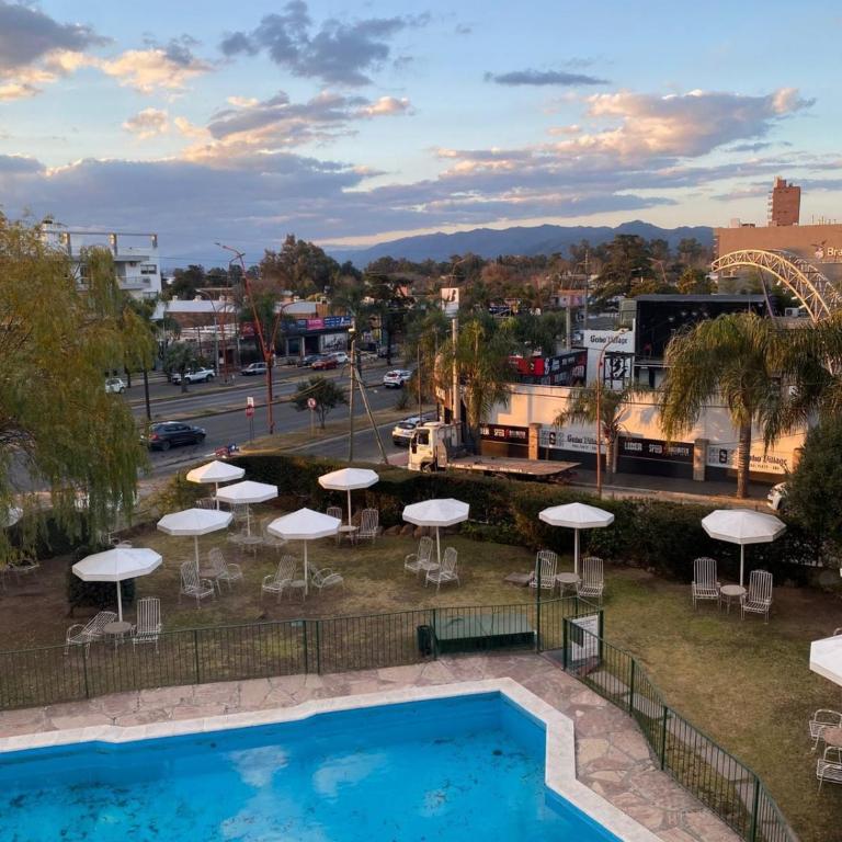 Departamento con hermosa vista en Carlos Paz - Apartamento de 1 dormitorio - 3