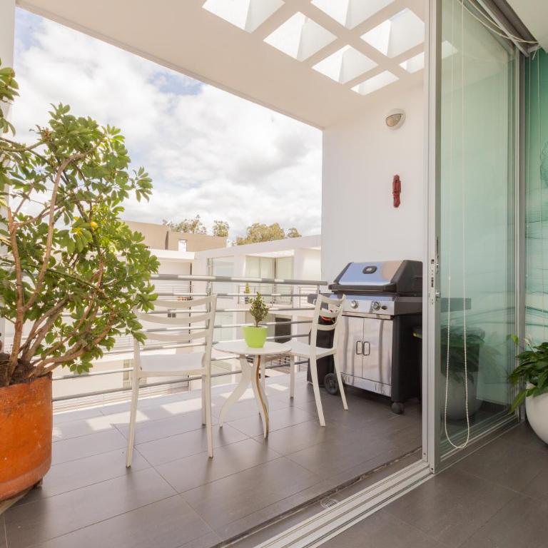 Warmflower Rooftop - Two-Bedroom Apartment - 68