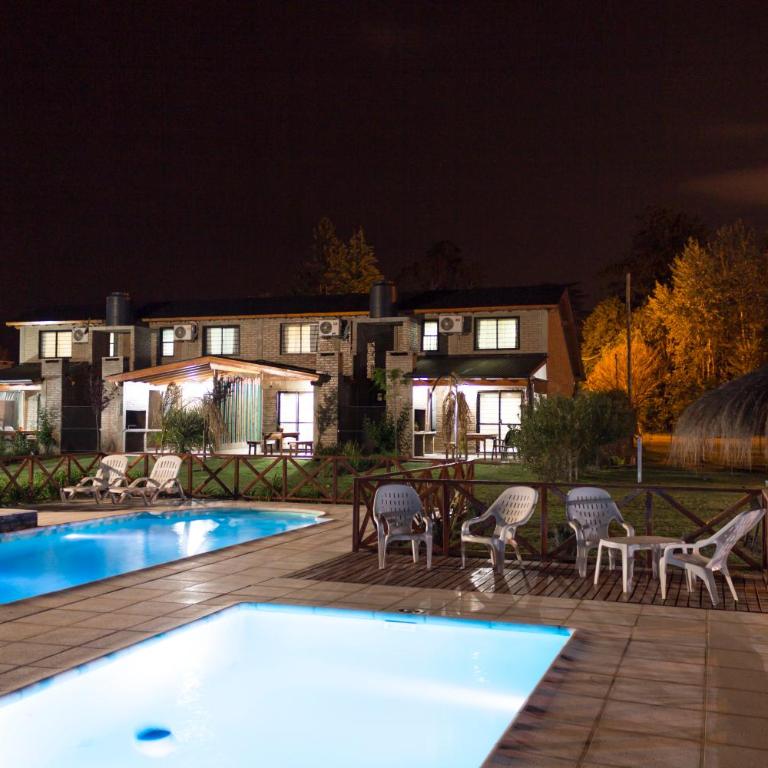 Complejo Lago Serrano - Two-Bedroom Apartment - 16