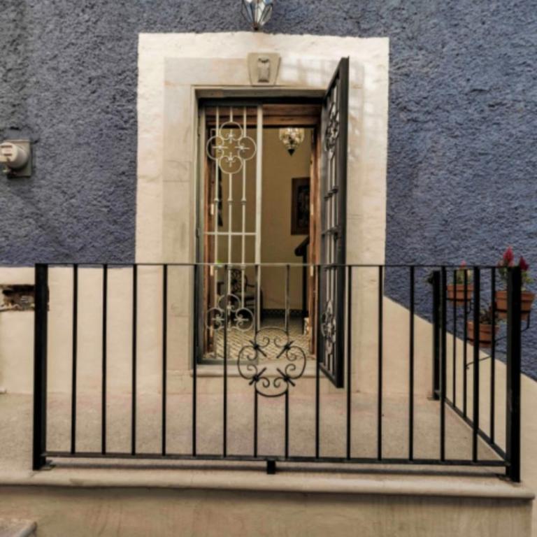 Casa Paulina - Two-Bedroom Deluxe Apartment - 9