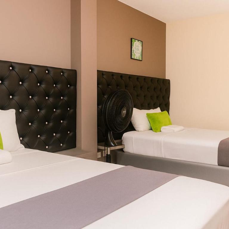 HOTEl AIRPORT PEREIRA - Habitación Familiar Deluxe - 7
