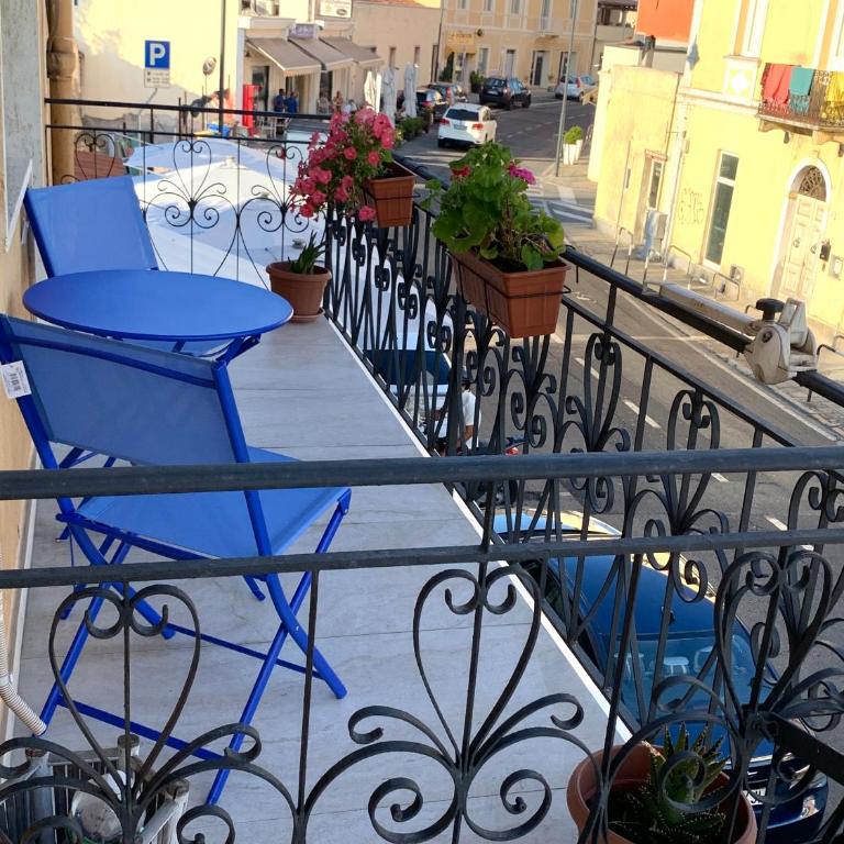 Apartment in Olbia by the sea - Two-Bedroom Apartment with Balcony - 10