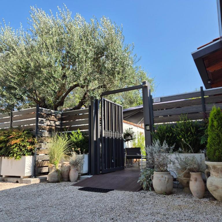 Lilli Home - Urban Garden - Appartement 1 Chambre - 37