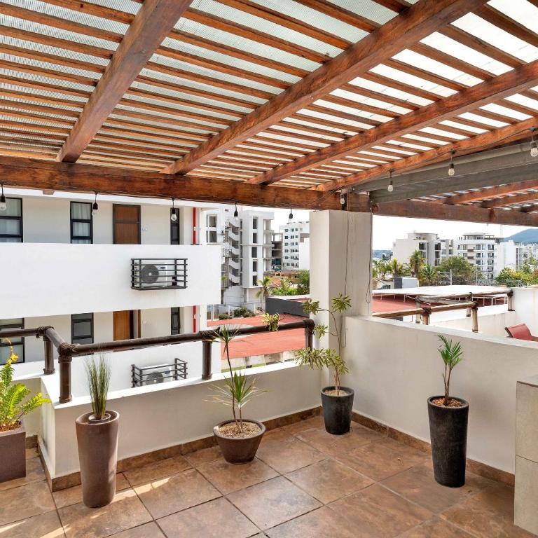 Los Amores 30 | Private Patio | Courtyard/Garden Views | Pools | 10-Min Beach Walk - Apartamento Deluxe de 3 dormitorios - 5