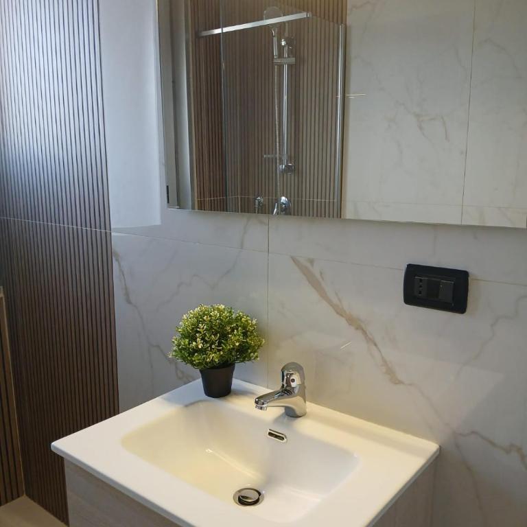 Domus Viatoris Catania Centro - Two-Bedroom Apartment - 6