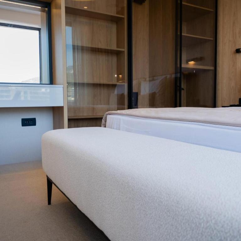 Boutique Hotel Lux Rooms B-Five - Suite sa Bračnim Krevetom (Queen-size) i Spa Kadom - 17