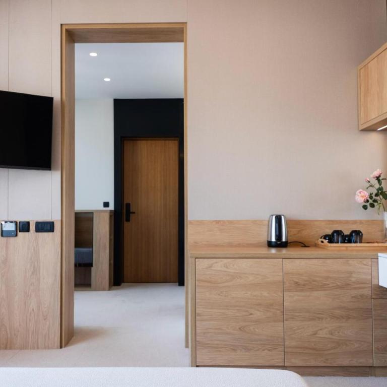 Boutique Hotel Lux Rooms B-Five - Suite sa Bračnim Krevetom (Queen-size) i Spa Kadom - 18