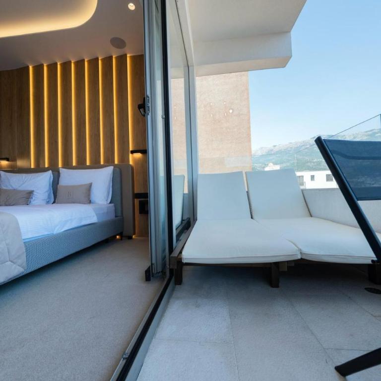 Boutique Hotel Lux Rooms B-Five - Suite sa Bračnim Krevetom (Queen-size) i Spa Kadom - 25