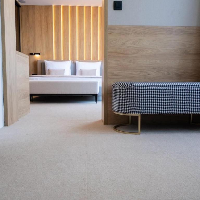 Boutique Hotel Lux Rooms B-Five - Suite sa Bračnim Krevetom (Queen-size) i Spa Kadom - 31