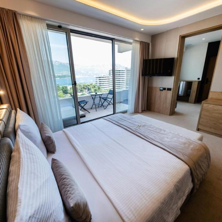 Boutique Hotel Lux Rooms B-Five - Suite sa Bračnim Krevetom (Queen-size) i Spa Kadom - 28
