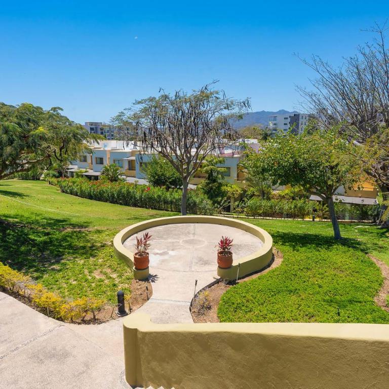 Los Amores 30 | Private Patio | Courtyard/Garden Views | Pools | 10-Min Beach Walk - Apartamento Deluxe de 3 dormitorios - 47