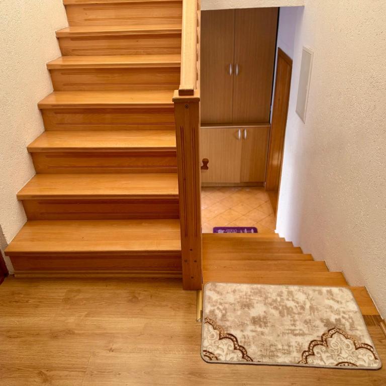 Apartment Rest Mostar Zalik - Three-Bedroom Apartment with Balcony - 6