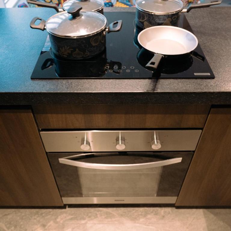 POX - The world of Romero Brito in the Green Tower - One-Bedroom Apartment - 44