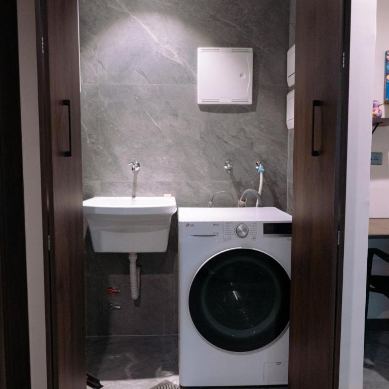 POX - The world of Romero Brito in the Green Tower - One-Bedroom Apartment - 53