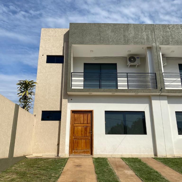 Duplex a estrenar Alojamiento entero - Three-Bedroom House - 12