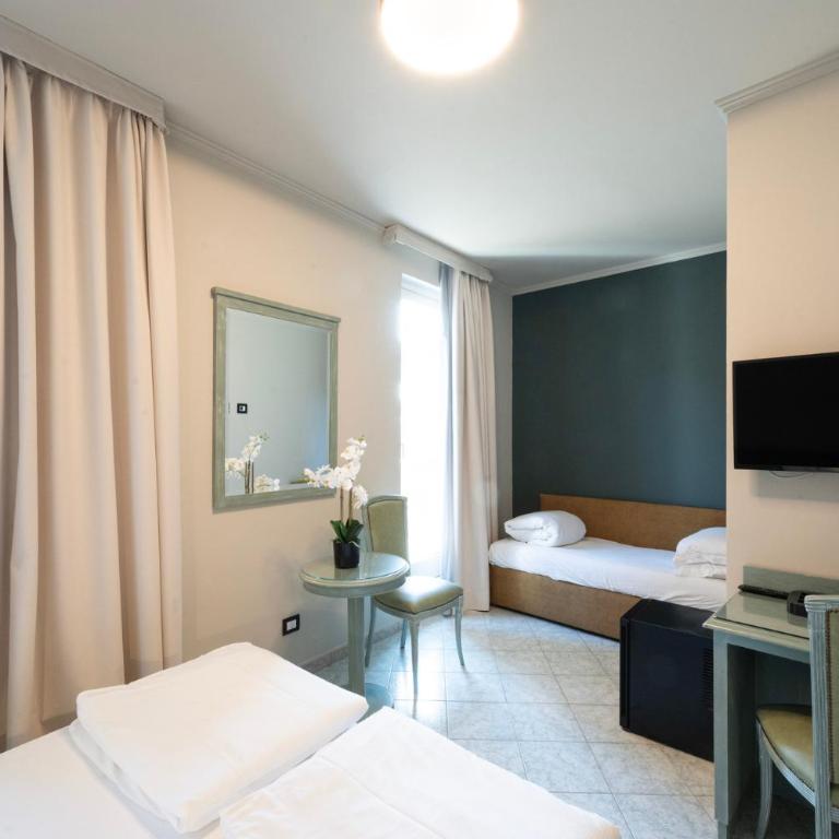 Cavour 30TRE - Moderno per tradizione - Camera Tripla Executive - 4