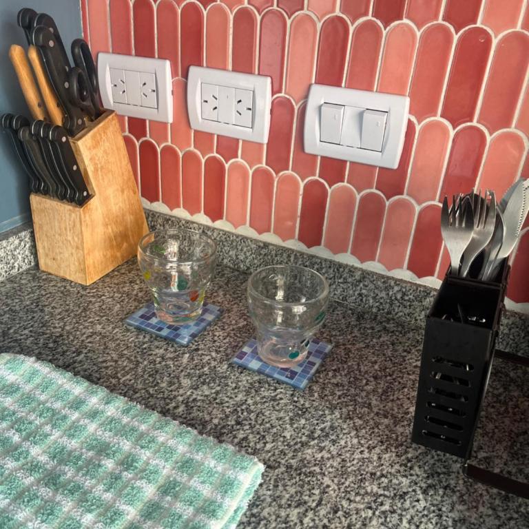 Depto con terraza propia y parrilla - Apartamento de 1 dormitorio - 4