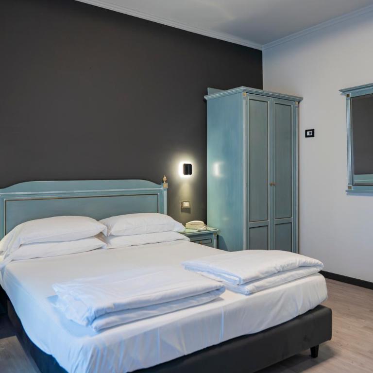Cavour 30TRE - Moderno per tradizione - Camera Quadrupla Premium - 5