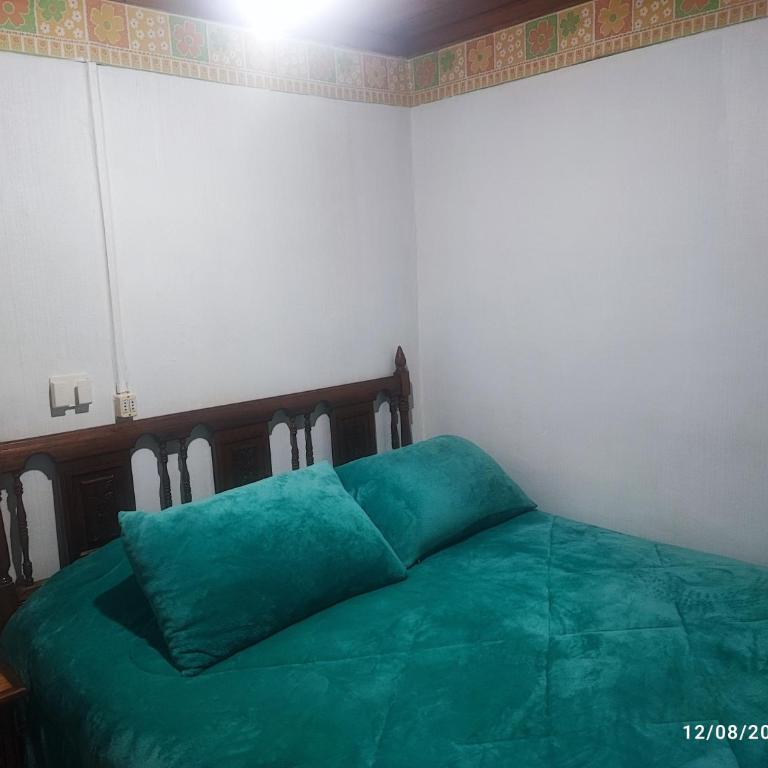 Hostal Gomero - Double Room with Shared Bathroom - 10