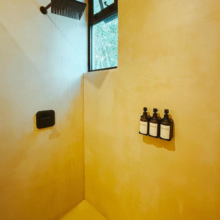 La Linda Luxury Two Story Apartment Huge Terrace Next to the Pool - Two-Bedroom Deluxe Apartment with Garden View - 15