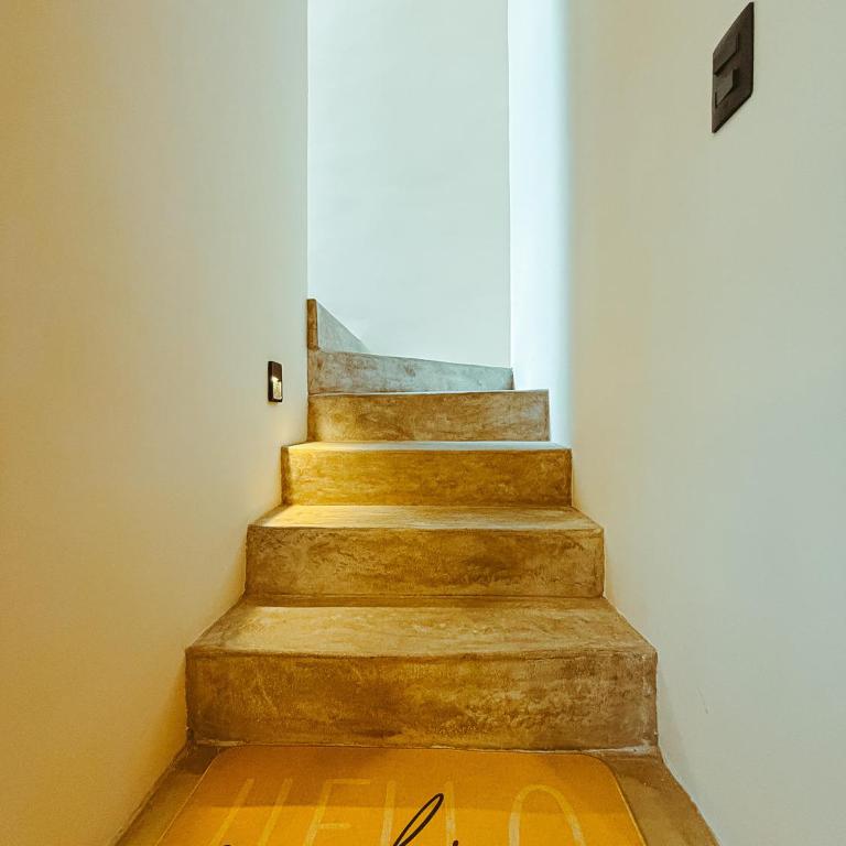 La Linda Luxury Two Story Apartment Huge Terrace Next to the Pool - Two-Bedroom Deluxe Apartment with Garden View - 22