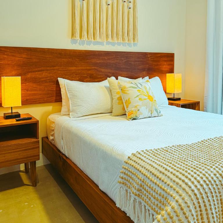 La Linda Luxury Two Story Apartment Huge Terrace Next to the Pool - Two-Bedroom Deluxe Apartment with Garden View - 30