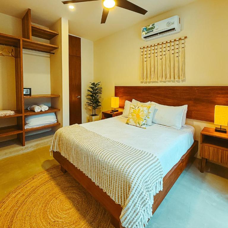 La Linda Luxury Two Story Apartment Huge Terrace Next to the Pool - Two-Bedroom Deluxe Apartment with Garden View - 49