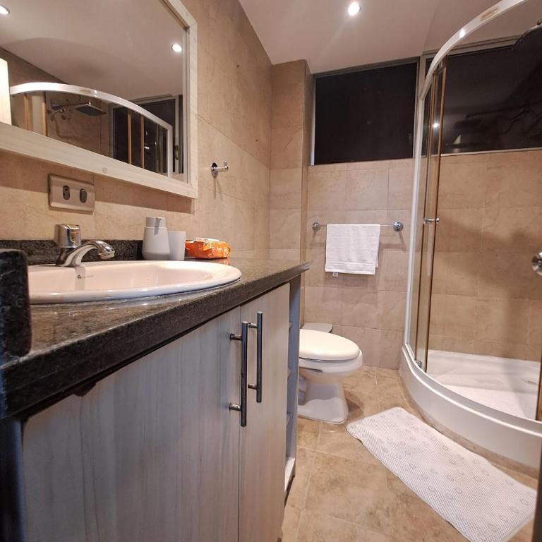 Departamento en Tonsupa - Two-Bedroom Apartment with Balcony - 3