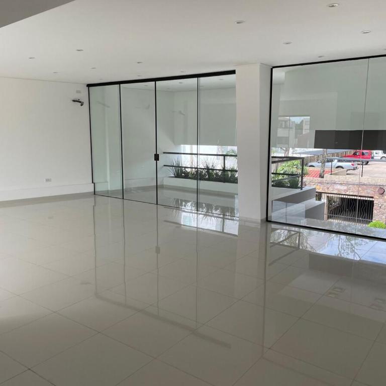 BEAUTIFUL MONOAMBIENTE cENTRAL AREA IN SANTA CRUZ DE LA SIERRA - One-Bedroom Apartment - 5