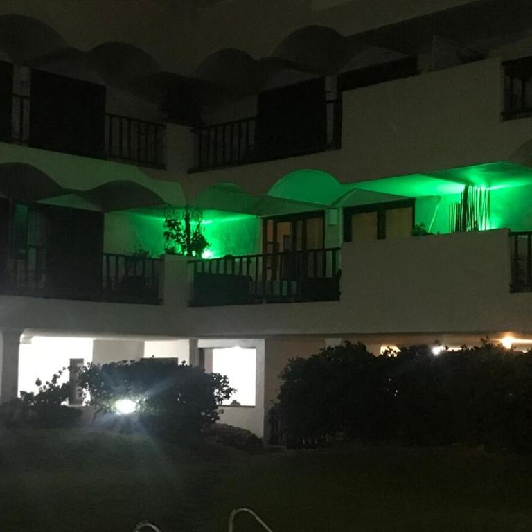 Divino apartamento a metros del mar - Two-Bedroom Apartment - 10