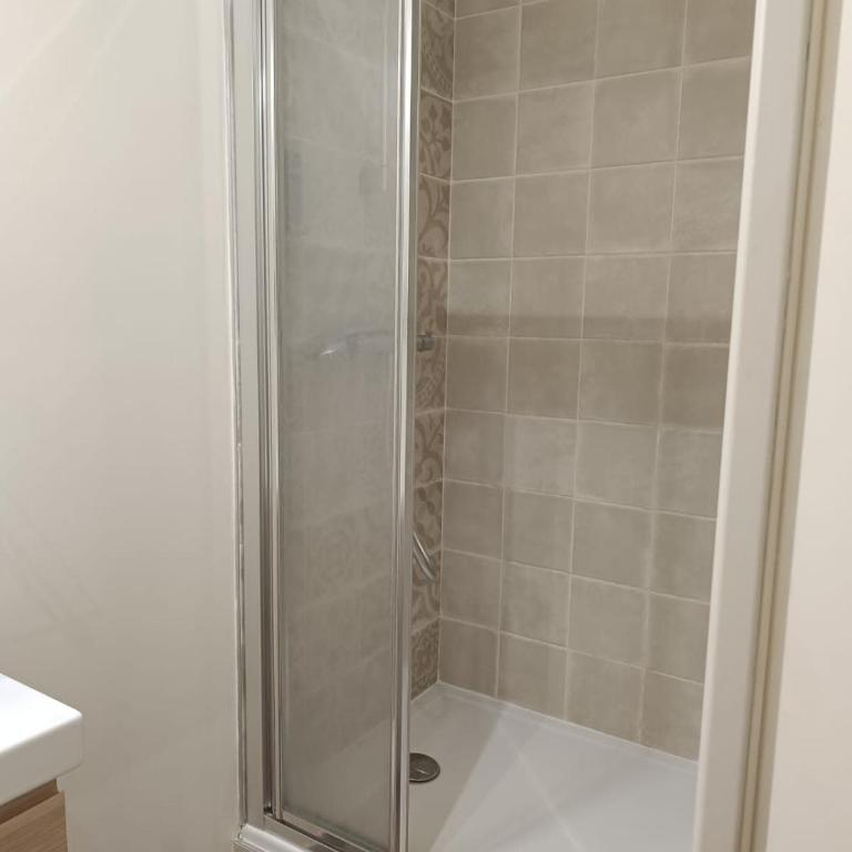 Stella Studio cosy proche tram - Parking - Apartamento - 9