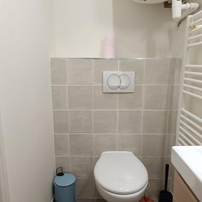 Stella Studio cosy proche tram - Parking - Apartamento - 11