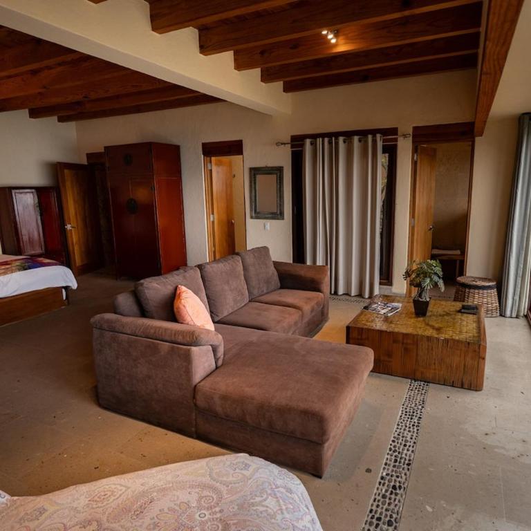 Casa Mahalo Views and Comfort El Santuario 4 BR - Casa - 18