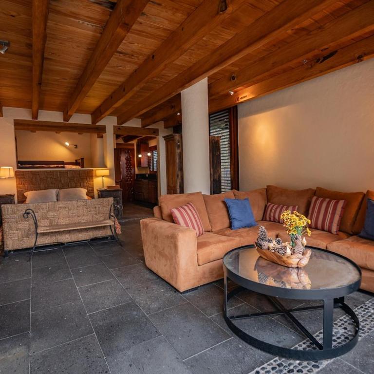 Casa Mahalo Views and Comfort El Santuario 4 BR - Casa - 39