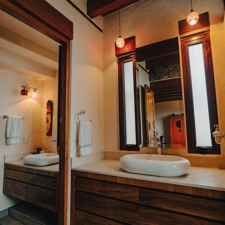 Casa Mahalo Views and Comfort El Santuario 4 BR - Casa - 74