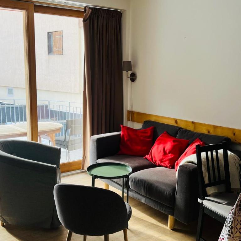 Triplex 3 pièces avec mezzanine, 6 personnes, terrasse, parking privé - FR-1-263-596 - Apartment - 3