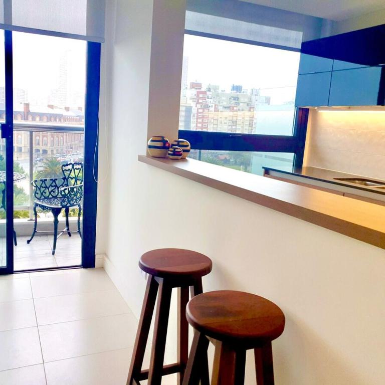 Dpto Amplio y Moderno, frente al Mar, con Cochera - Apartamento de 2 dormitorios - 23