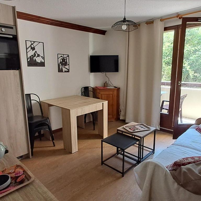 Appartement 2 pièces sud, 5 personnes, balcon, Valloire - FR-1-263-570 - Apartamento - 1