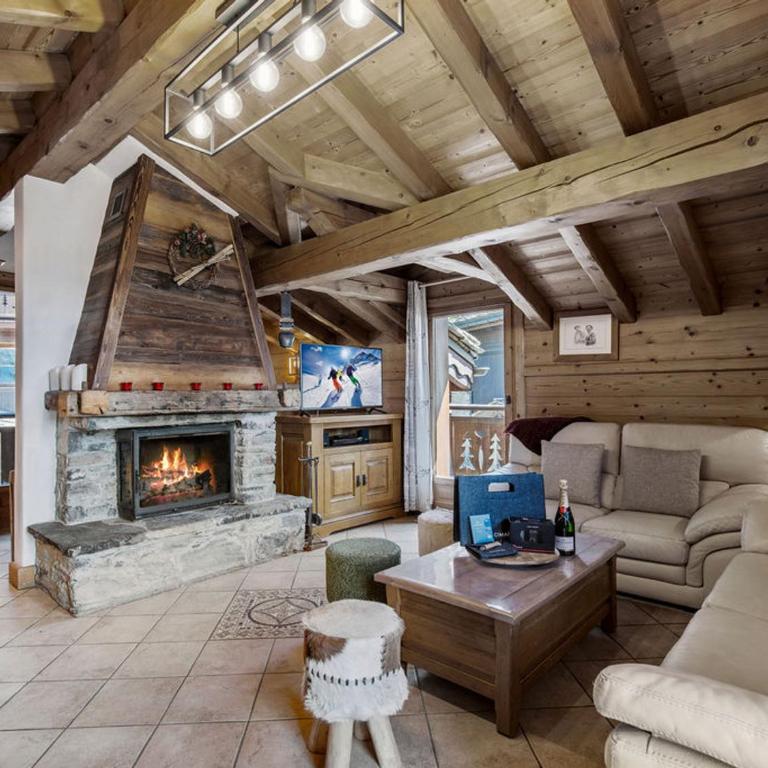 Chalet indépendant à Courchevel 1650 avec sauna, 4 chambres, parking - FR-1-563-162 - Chalet - 1